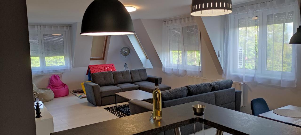 Ikon Apartman Hajdúszoboszló Exteriör bild